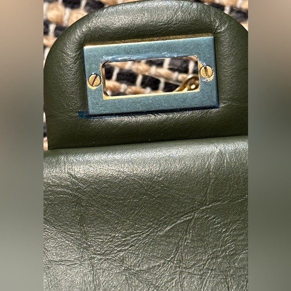 NEW Chanel 2.55 225 Reissue 16A Green Chevron Calfskin GHW Small Flap Classic - Picture 9 of 13
